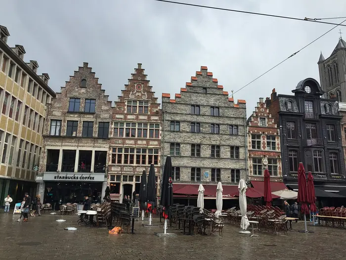 La Plaza del Grano (Korenmarkt), en Gante